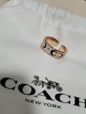 Coach Gold-Tone White and Black Enamel Open Band Ring Fit Flexibility